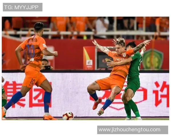 武汉足球队边路渗透战术解析与实战应用深度剖析